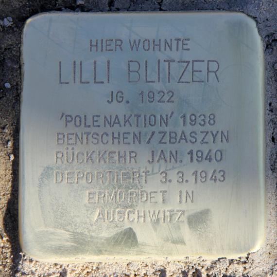 Stolperstein Alexanderstr 43 (Mitte) Lilli Blitzer