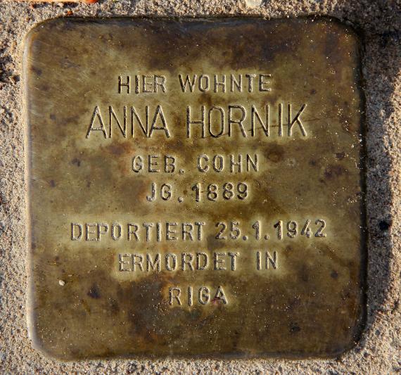 Stumbling stone Am Eichenhain 37 (Frohn) Anna Hornik
