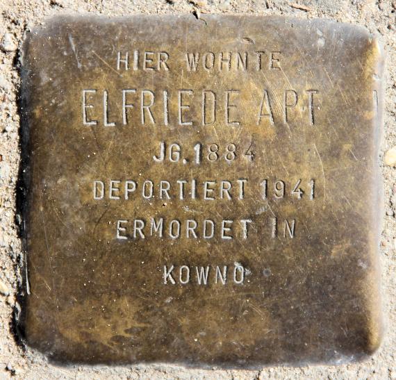 Stolperstein Belziger Str 30 (Schöb) Elfriede Apt