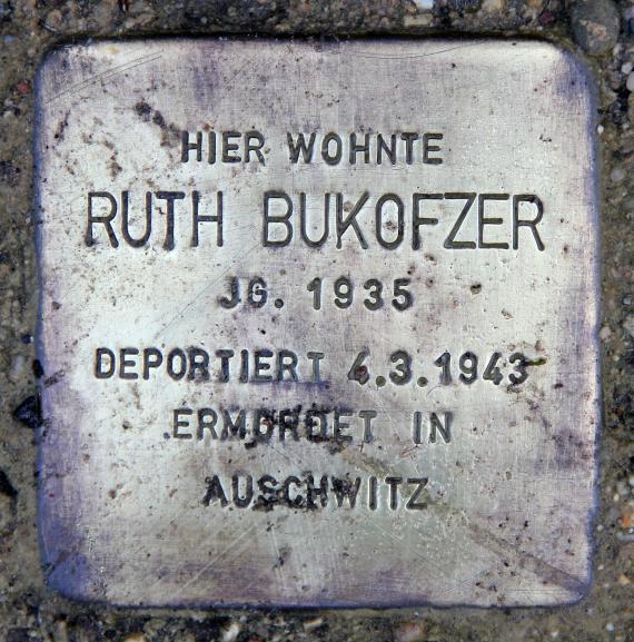 Stolperstein Bornepfad 4 (Hermd) Ruth Bukofzer