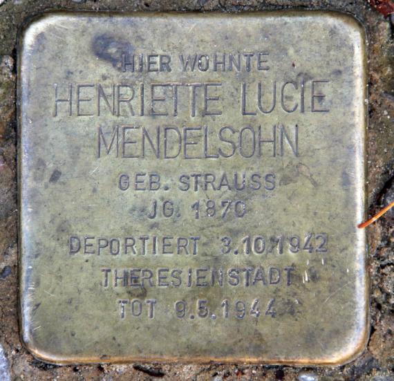 Stumbling Stone Fregestr 59 (Beautiful) Henriette Lucie Mendelsohn