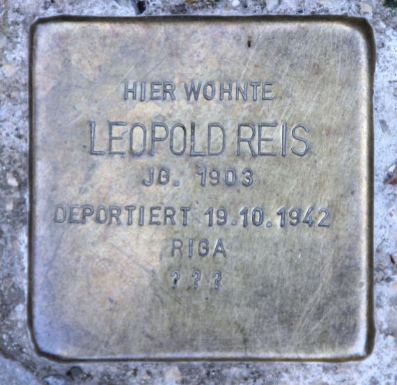 Stumbling Stone Freisinger Str 6 (Schön) Leopold Reis