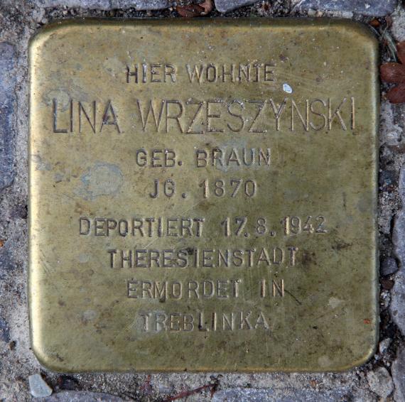 Stumbling Stone Freisinger Str 8 (Schön) Lina Wrzeszynski