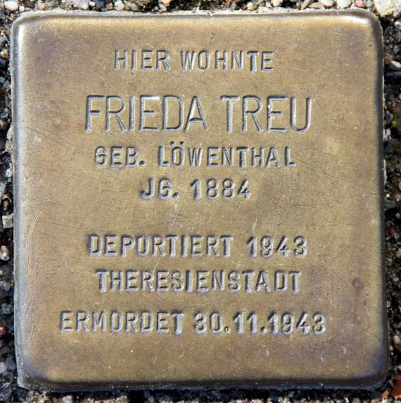 Stolperstein Friedenstr 27 (Friedh) Frieda Treu