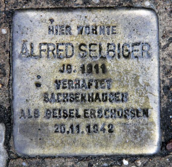 Stolperstein Güldenhofer Ufer 10 (Baums) Alfred Selbiger