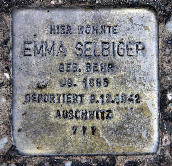 Stolperstein Güldenhofer Ufer 10 (Baums) Emma Selbiger