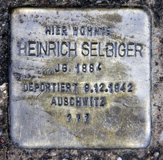 Stolperstein Güldenhofer Ufer 10 (Baums) Heinrich Selbiger