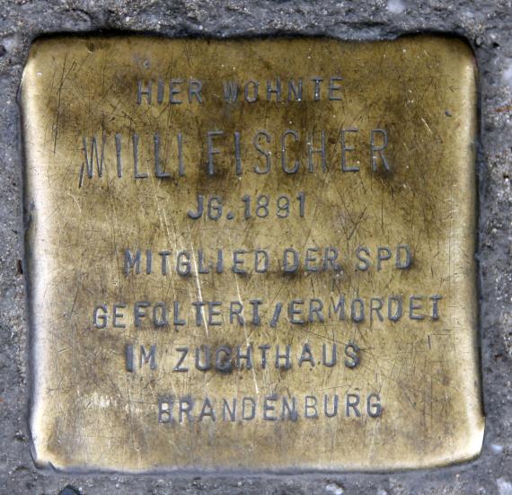 Stolperstein Gubener Str 22 (Friedh) Willi Fischer