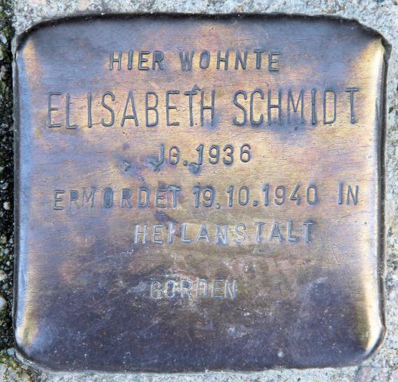 Stolperstein Höchste Str 14 (Friedh) Elisabeth Schmidt