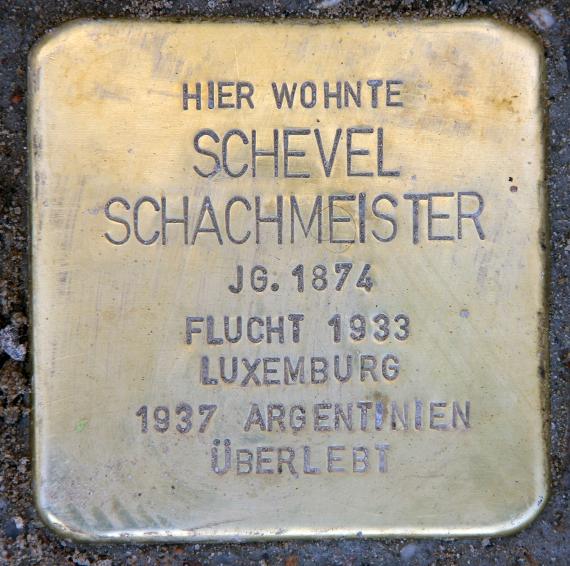 Stumbling block Hauptstr 5 (Schön) Schevel Schachmeister