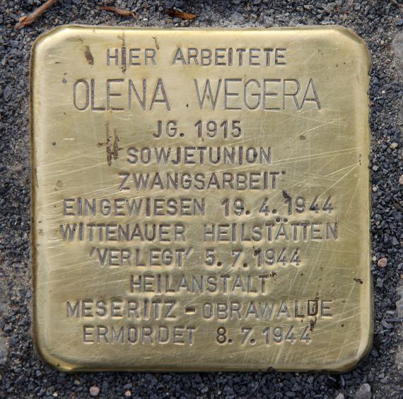 Stolperstein Holzhauser Str 121 (Borsi) Olena Wegera