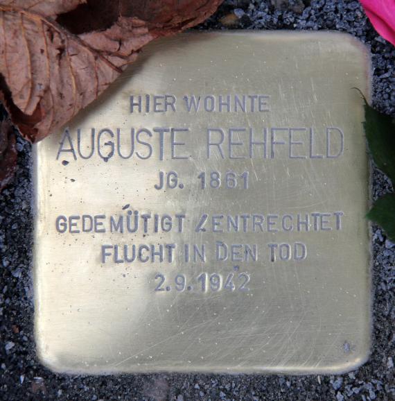 Stumbling Stone Innsbrucker Str 57 (Schön) Auguste Rehfeld