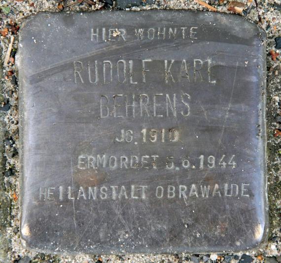 Stolperstein Isegrimsteig 28 (Heils) Rudolf Karl Behrens