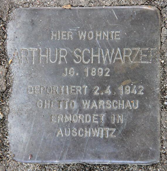 Stolperstein Kleine Andreasstr 10 (Frhai) Arthur Schwarzer