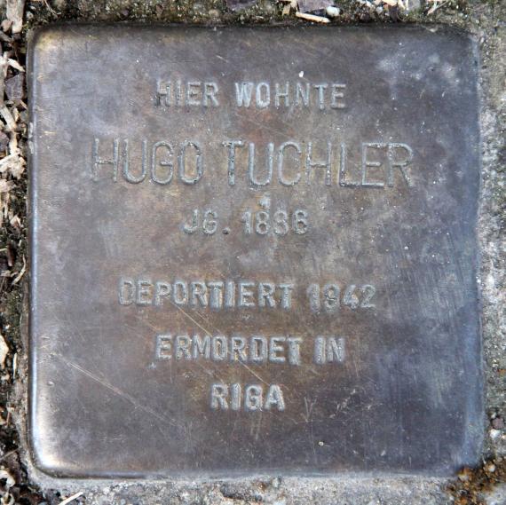 Stumbling Stone Kremmener Str 7 (center) Hugo Tuchler