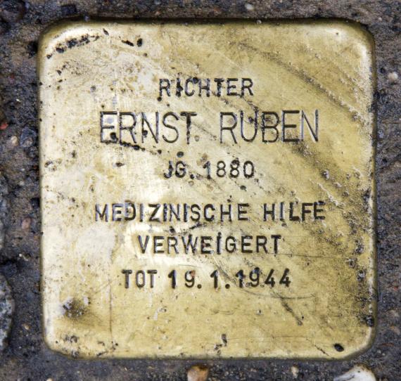 Stolperstein Magdeburger Platz 1 (Tierg) Ernst Ruben