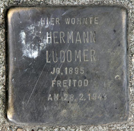 Stolperstein Marchlewskistr 28 (Friedh) Hermann Ludomer