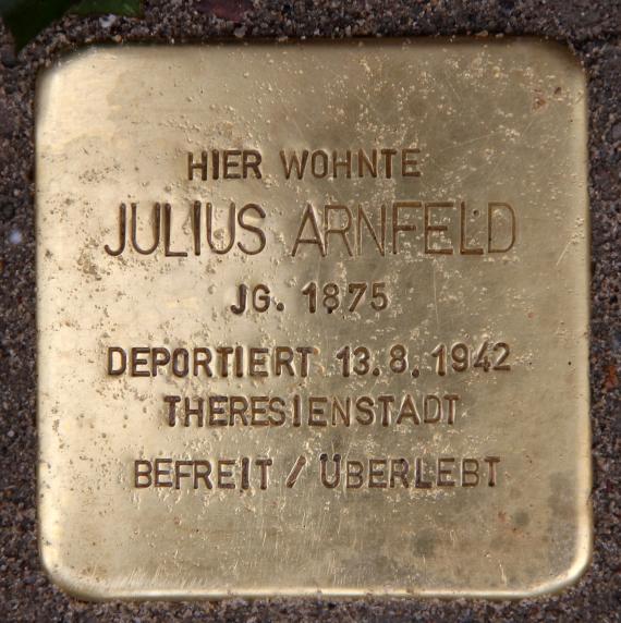 Stolperstein Martin-Luther-Str 84 (Schön) Julius Arnfeld