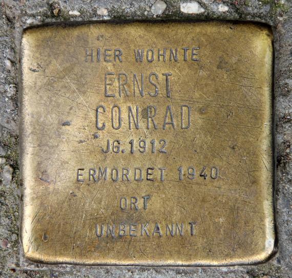 Stolperstein Matternstr 9 (Frhai) Ernst Conrad