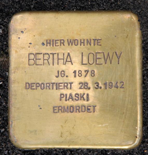 Stolperstein Motzstr 13 (Schön) Bertha Loewy