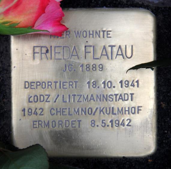 Stolperstein Nürnberger Str 49 (Schön) Frieda Flatau