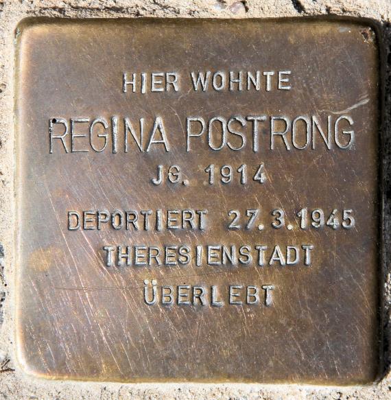 Stolperstein Pionierstr 69 (FalFe) Regina Postrong