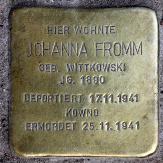 Stumbling Stone Potsdamer Str 102 (Tierg) Johanna Fromm