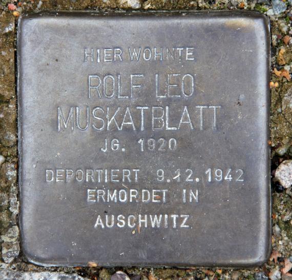 Stolperstein Regensburger Str 33 (Schön) Rolf Leo Muskatblatt