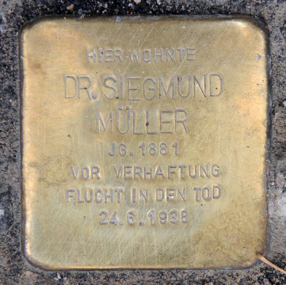 Stolperstein Residenzstr 46 (Reind) Siegmund Müller