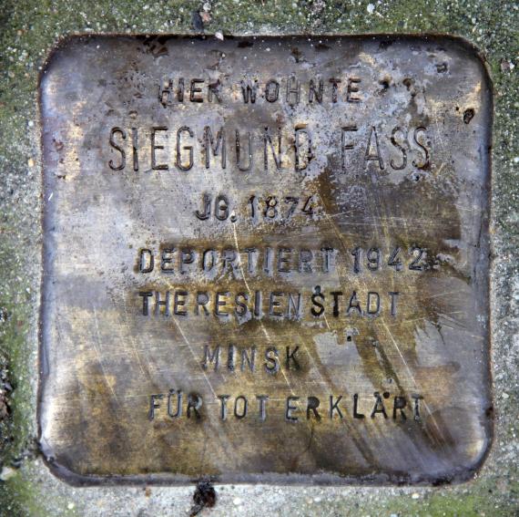Stolperstein Rheingoldstr 4 (Karlh) Siegmund Fass