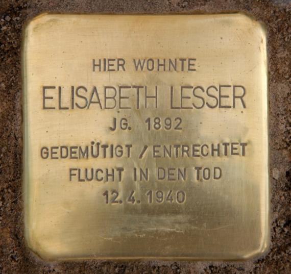 Stolperstein Salzburger Str 8 (Schön) Elisabeth Lesser