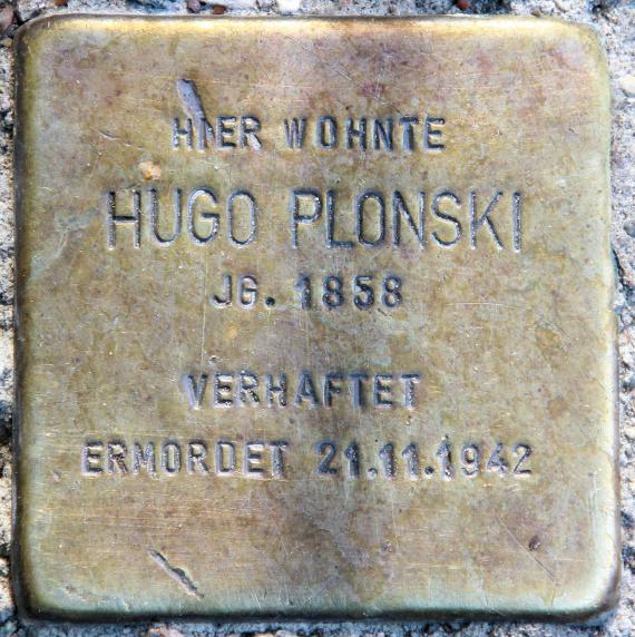 Stumbling stone Stühlinger Str 11b (Karlh) Hugo Plonski