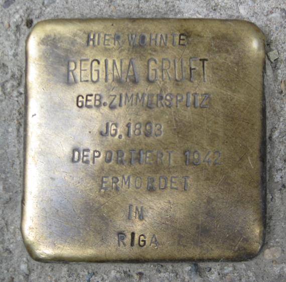 Stolperstein Steinstr 12 Regina Gruft