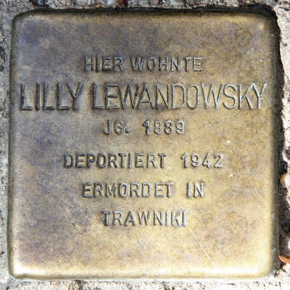 Stolperstein Tempelhofer Damm 84 (Templ) Lilly Lewandowsky