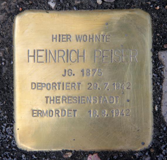 Stumbling Stone Viktoria-Luise-Platz 5 (Beautiful) Heinrich Peiser