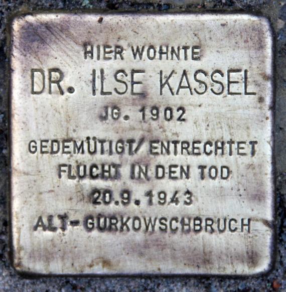 Stolperstein Wachsmuthstr 9 (Hermd) Ilse Kassel
