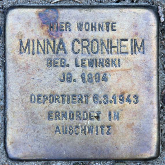 Stolperstein Waldowallee 37 (Karlh) Minna Cronheim