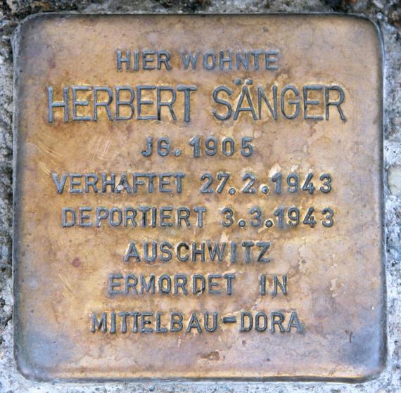 Stolperstein Waldowallee 9 (Karlh) Herbert Sänger
