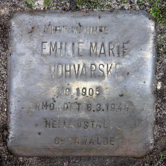 Stolperstein Wallenroder Str 8-10 (Wittn) Emilie Marie Vohvarske