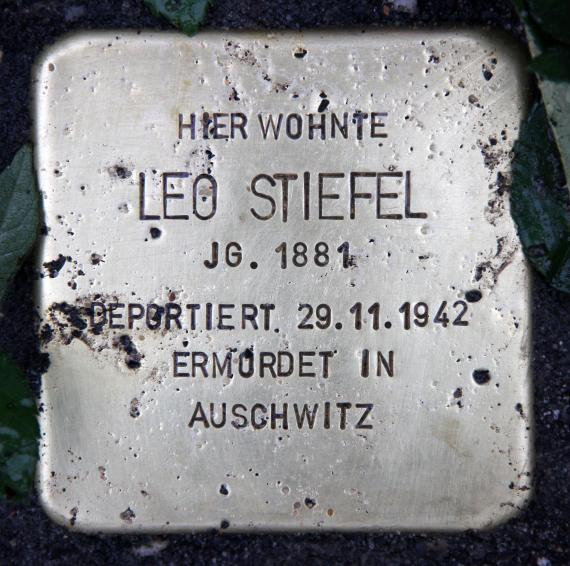 Stumbling Stone Wielandstr 22 (Beautiful) Leo Stiefel