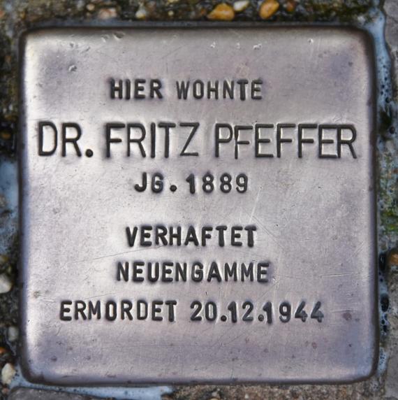 Stolperstein für Dr. Fritz Pfeffer
