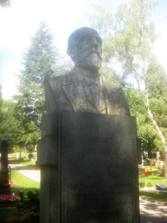 Stuttgart, Pragfriedhof, Grab von Philipp Held