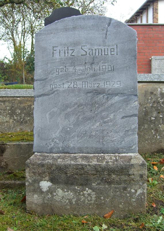 Plau am See Jewish cemetery (2008) Fritz Samuel