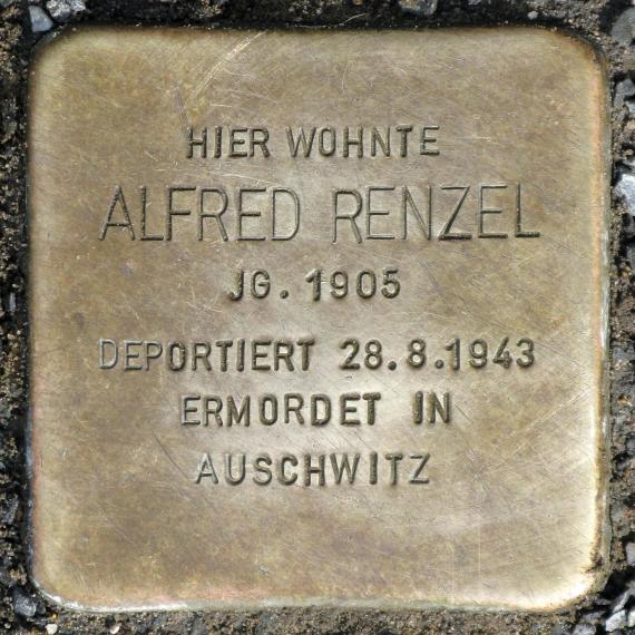 Stolperstein.Friedrichshain.Kadiner Straße 19.Alfred Renzel.0909