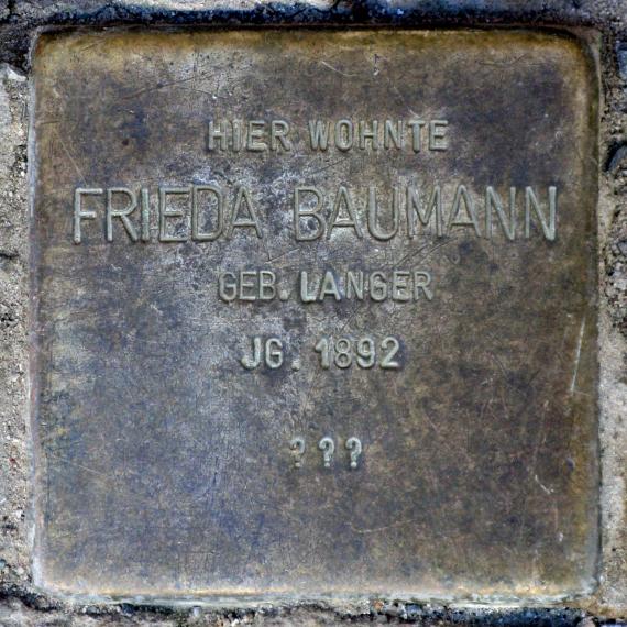 Stolperstein.Mitte.Almstadtstraße 24.Frieda Baumann.0664