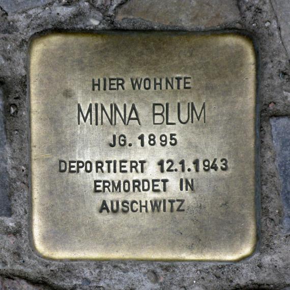 Stolperstein.Mitte.Brunnenstraße 165.Minna Blum.3799