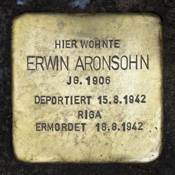 Stolperstein.Mitte.Krausnickstraße 8.Erwin Aronsohn.0126