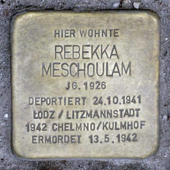 Stolperstein.Mitte.Ohmstraße 1.Rebekka Meschoulam.2115