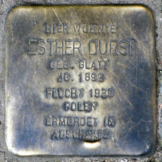 Stolperstein.Mitte.Rückerstraße 7.Esther Durst.5379