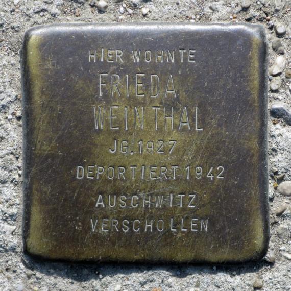 Stolperstein.Mitte.Schillingstraße 14.Frieda Weinthal.2501